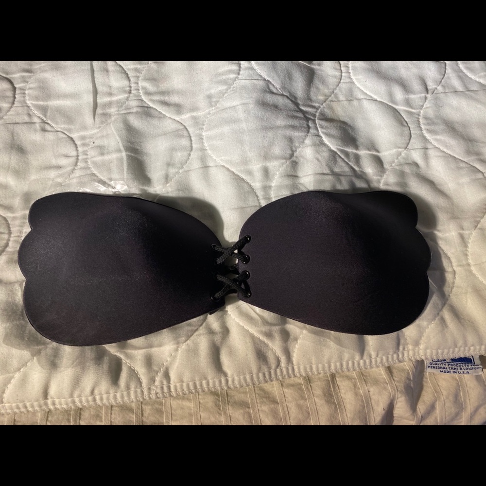 Strapless bra